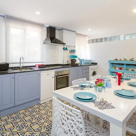 Apartamento Exclusivo Con Piscina Privada Junto A La Playa *