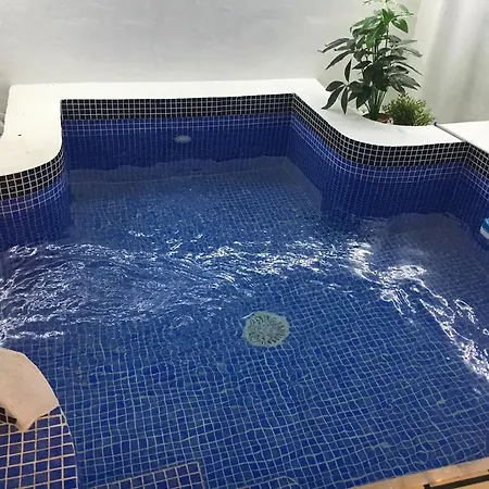 Apartamento Exclusivo Con Piscina Privada Junto A La Playa *